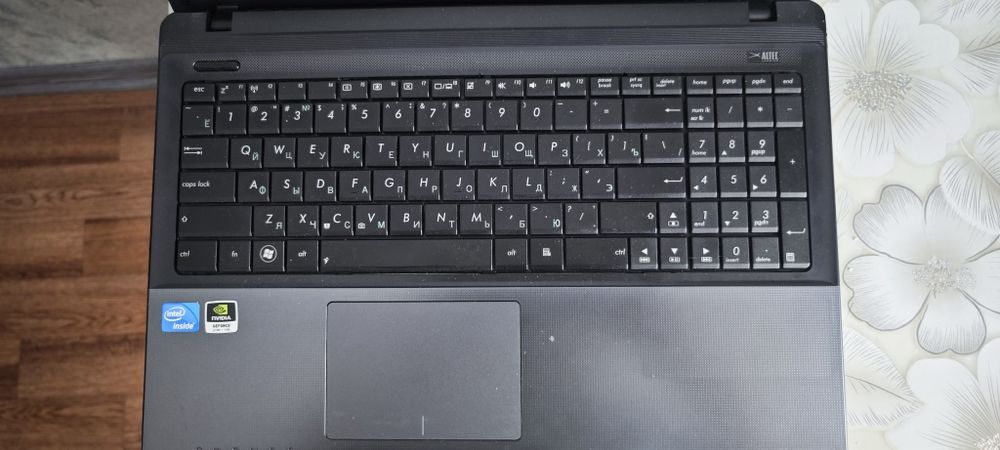 Продам ноутбук Asus X55VD