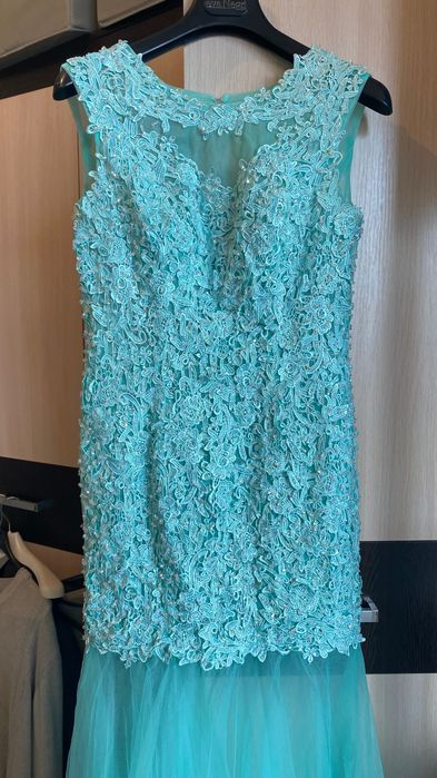 Платье вечернее со стразами