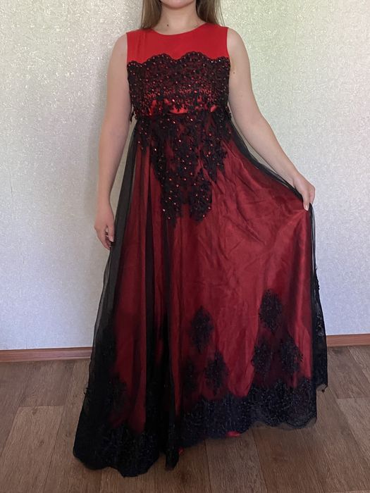 Шикарное платье 42-44