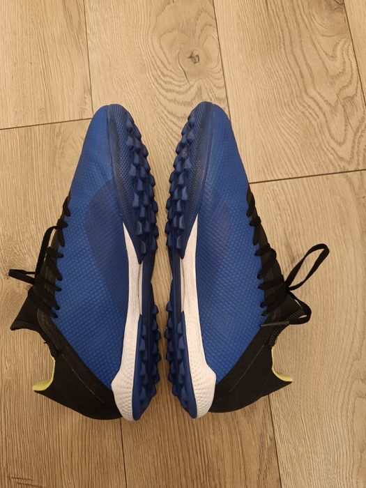 Adidas fotbal X Tango