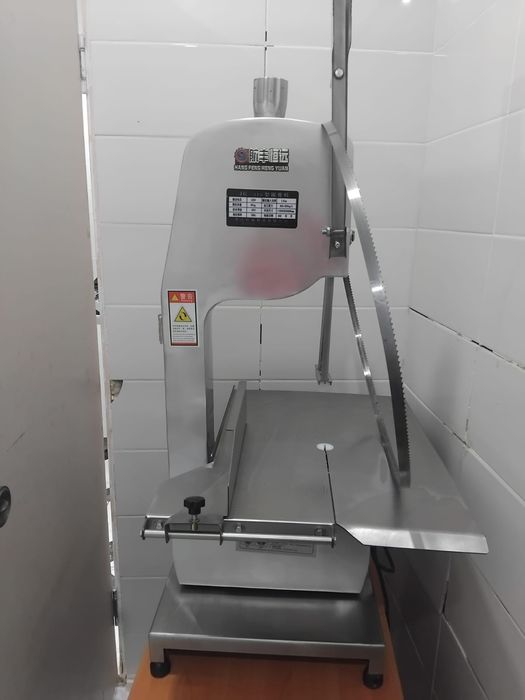 Продам морозильник