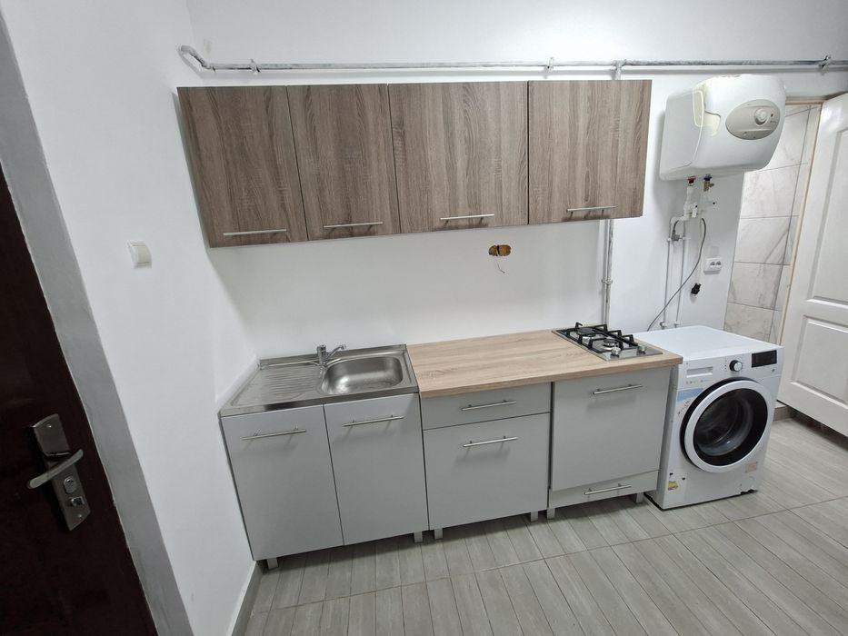 Inchiriez garsoniera zona centrala