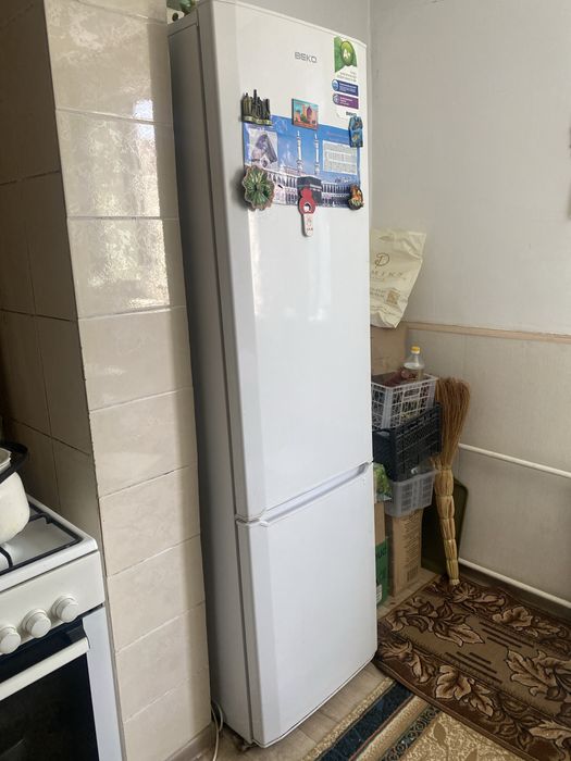 Холодильник б/у  рабочем состоянии