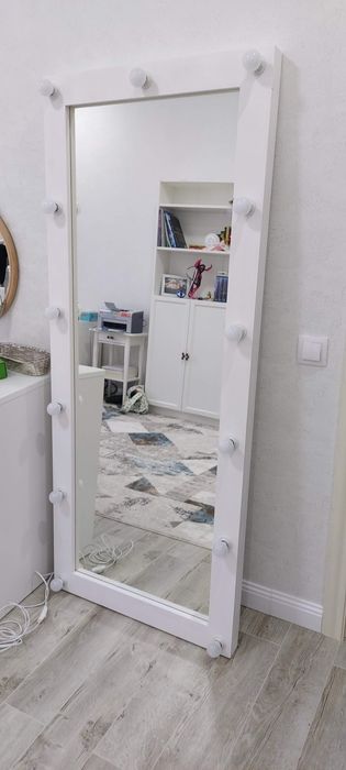 Зеркала с подсветкой