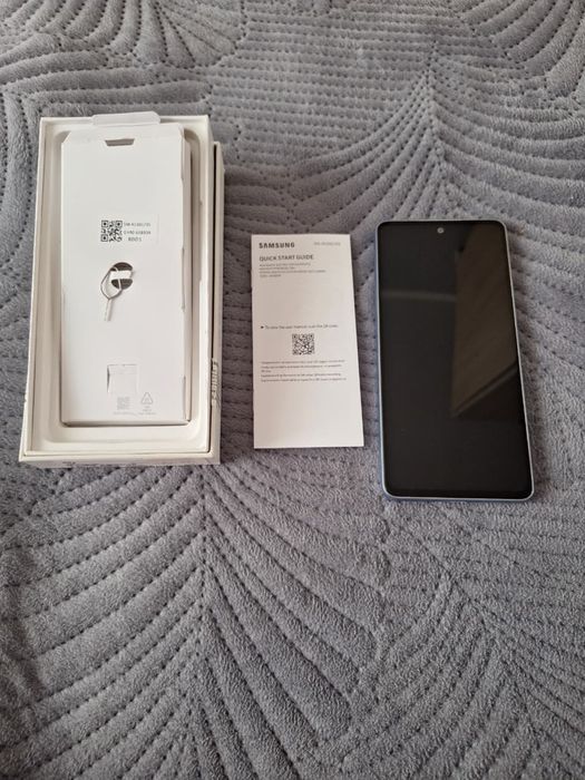 Продам телефон Samsung Galaxy A52