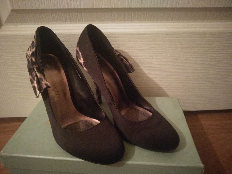 Туфли 38 размер golden party