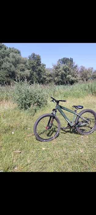 Vând dirt jummp SCOTT , preț negociabil, zgârieturi specifice sportulu