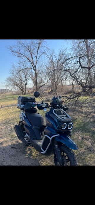 Продам мопед танк