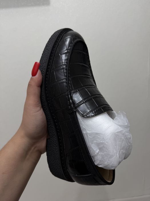 Продам туфли уни