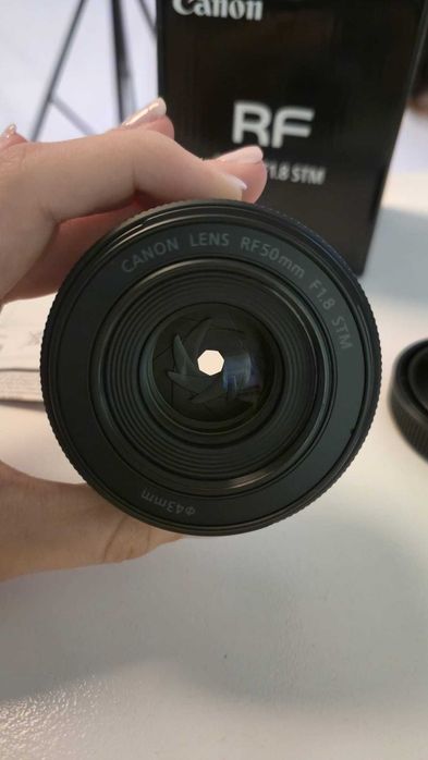Canon RF 50mm f/1.8 STM: Nou, neutilizat, garantie F64