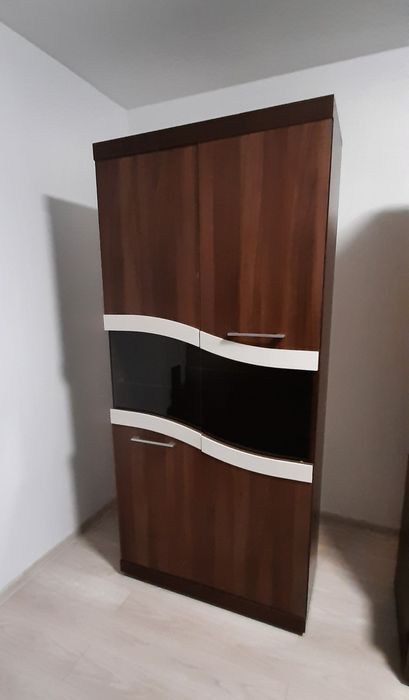 Mobilă de sufragerie