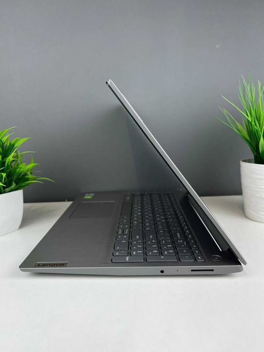 Lenovo Core i3/10-пок, 1265а67347