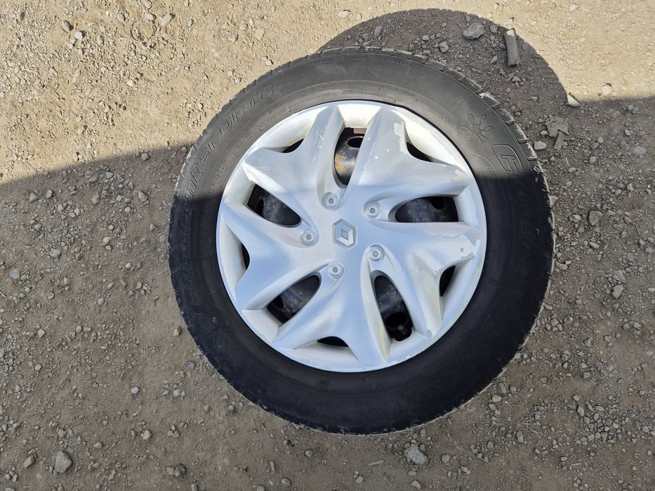 Диски с резиной R15 5×114,3 Renault