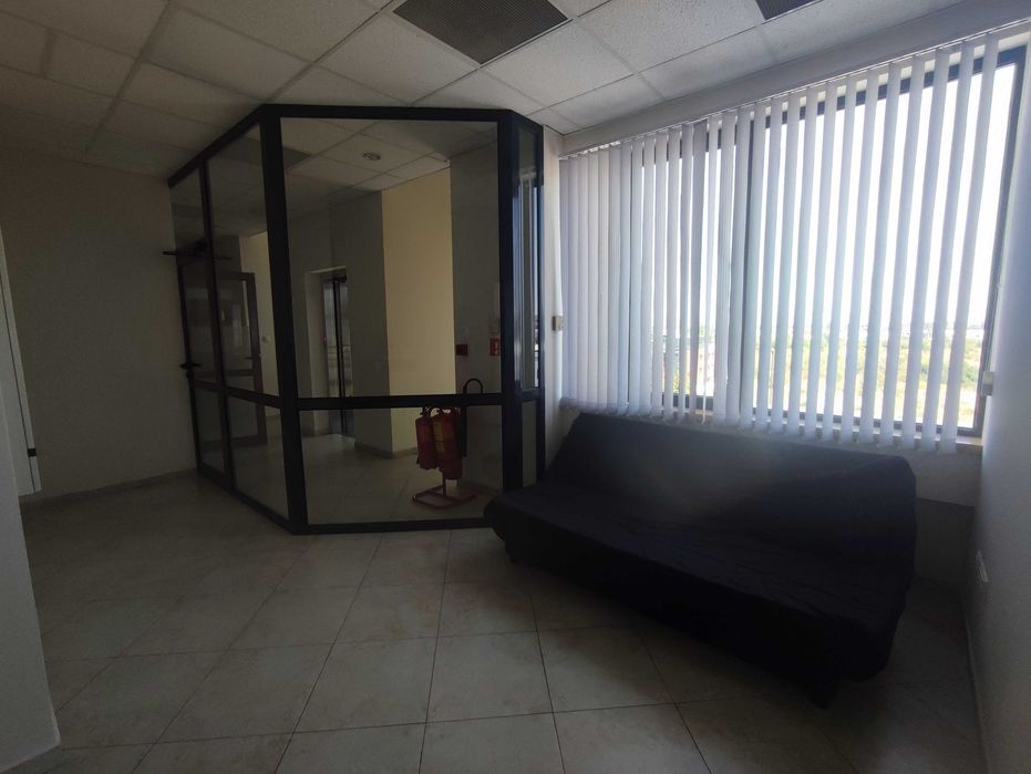 Продава се Офис в София, Дружба 2 - 65 кв.м за 8 €/кв.м - Снимка #11