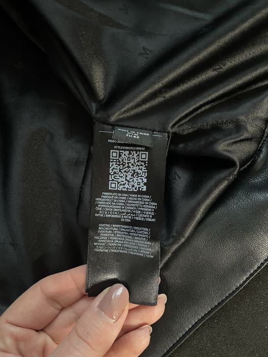 Guess by Marciano дамско кожени яке късо М размер