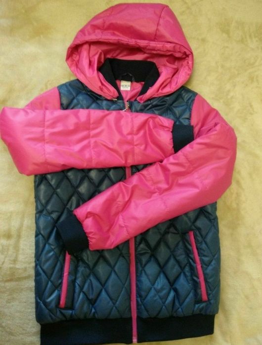 Куртка  на  девочку  рост 158 - 164