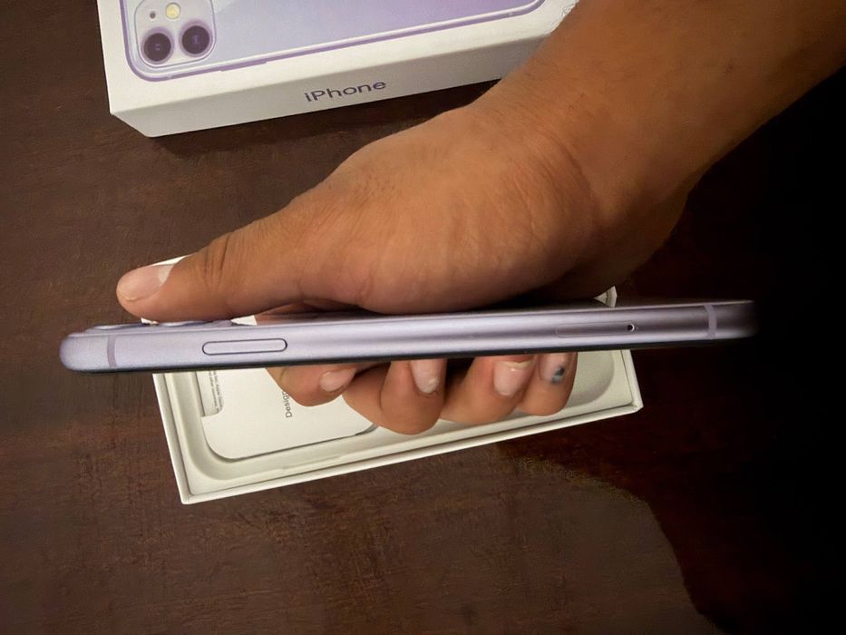 iphone 11 sotiladi