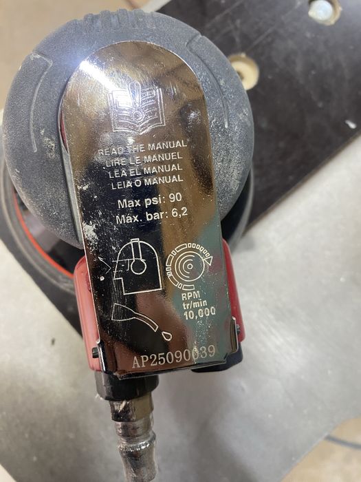 Шлифовальный машинка