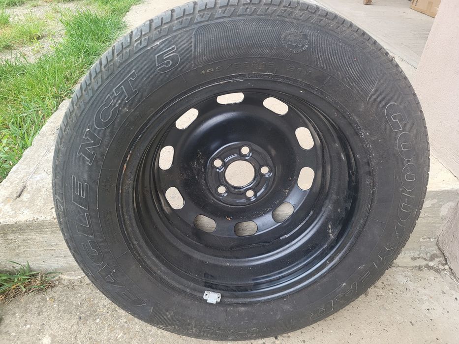 Cauciuc+janta rezerva 195/65/15 de vanzare