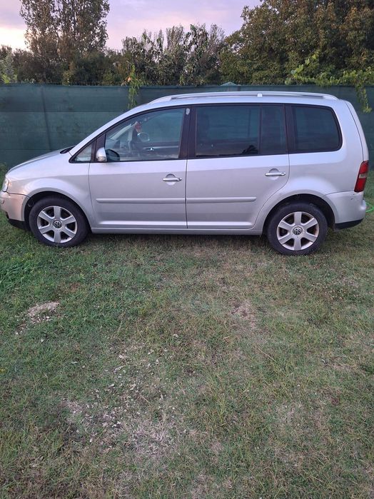 Volkswagen  touran 2.0 TDI