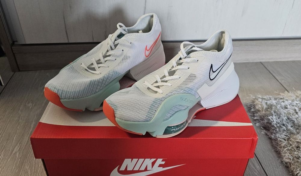 Дамски маратонки