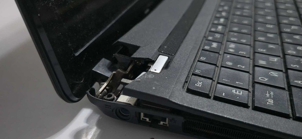 Ноутбук Acer E1234