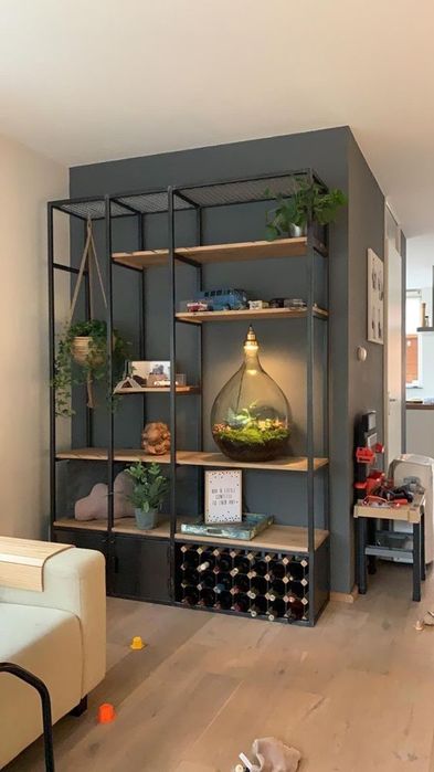 Стиль ЛОФТ LOFT, полки, стелажи, вешалки,