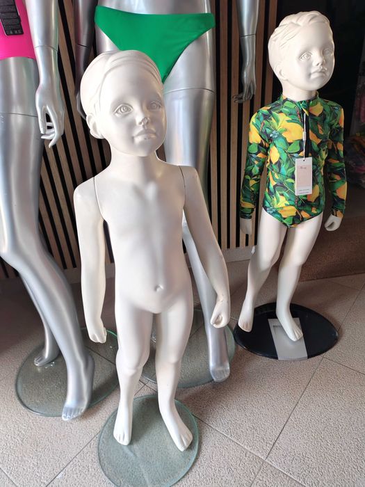 Manechine din fibre de sticlă