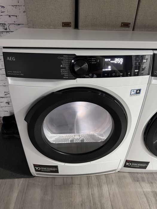 Сушилня AEG 8000 series Термопомпа