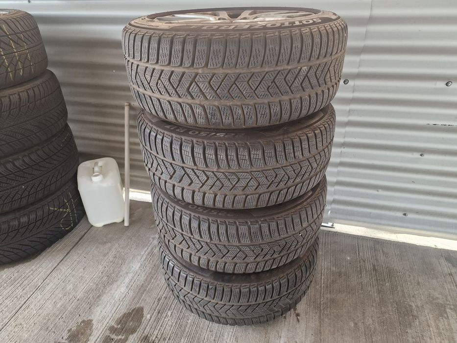 Гуми с Джанти за Audi A5,A6,A7 225/50 R 17 Pirelli