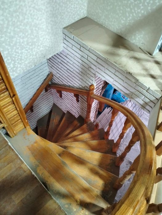 Продам лестницу для дома