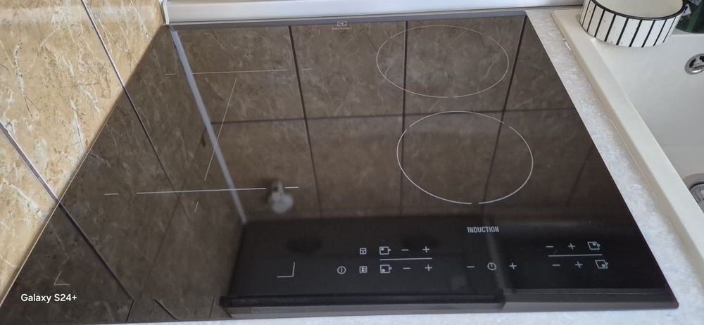 Vand mobila BUCATARIE si Electrocasnice