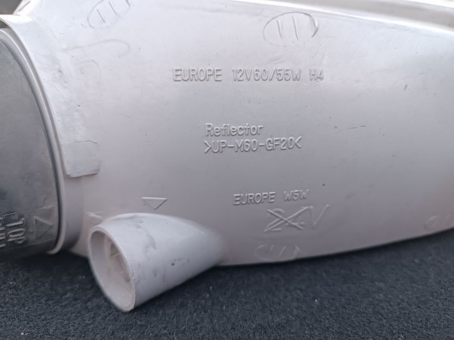 Камри 20 левый фарасы сатылады