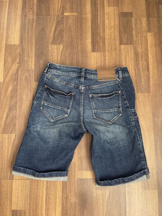 Pantaloni scurti Strauss