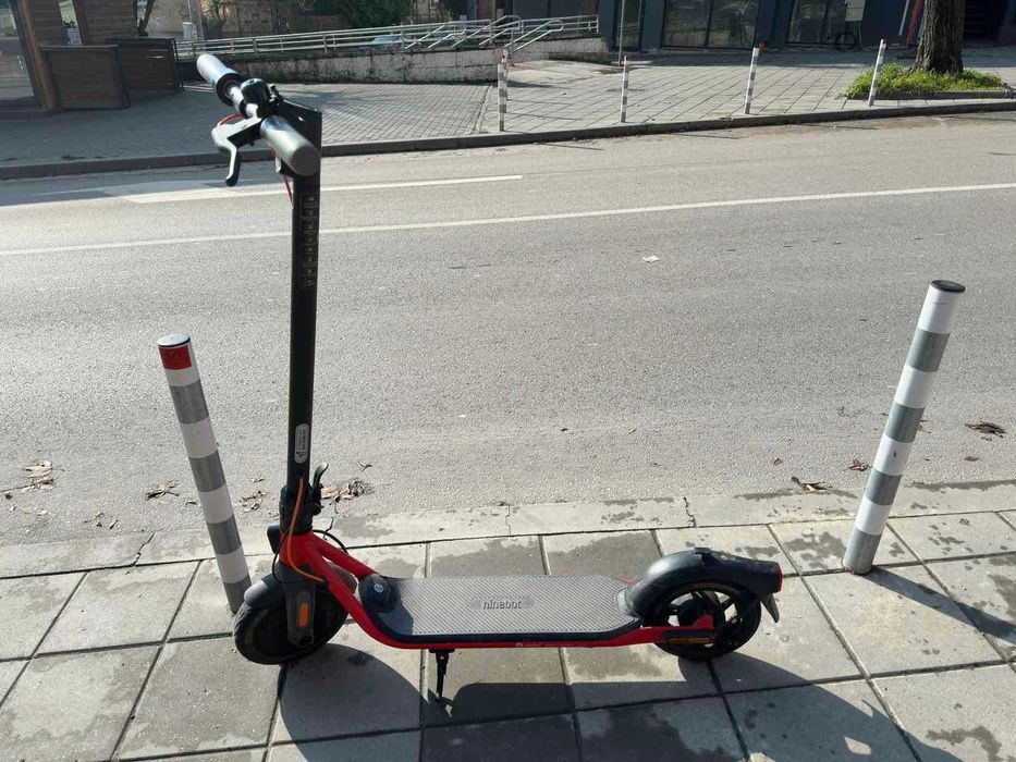 Електрическа тротинетка Ninebot by Segway D28E