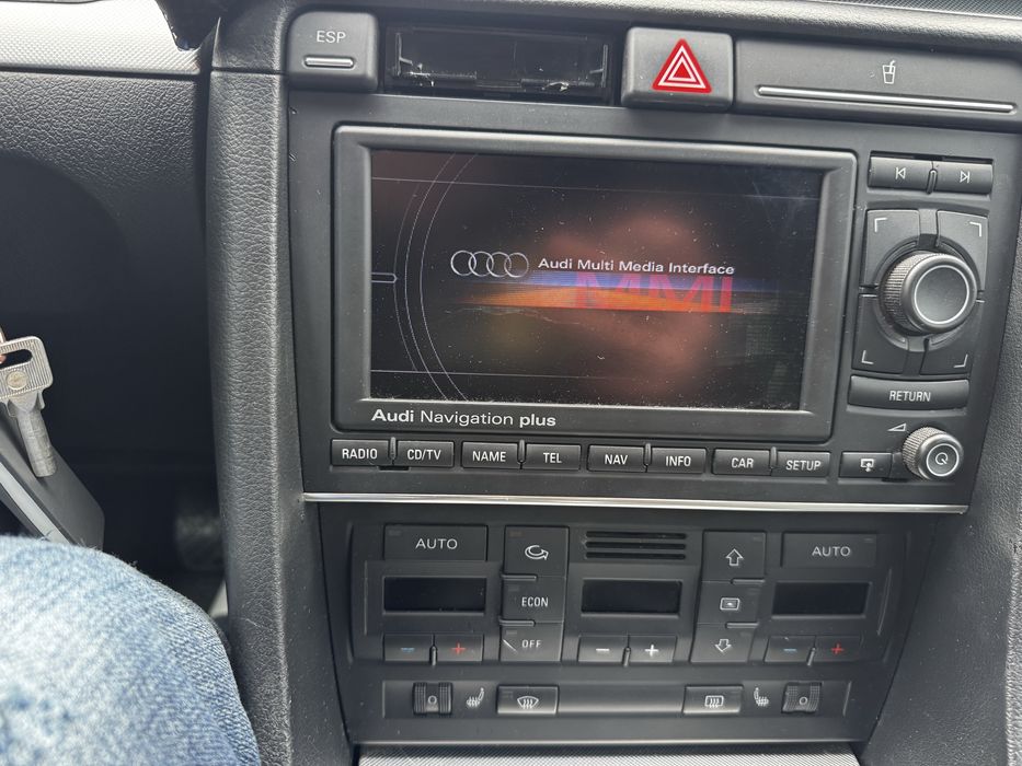 Vand navigatii pentru audi a4 b6/b7