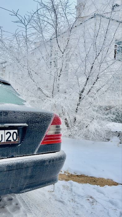 Продам мерс 202 2:8