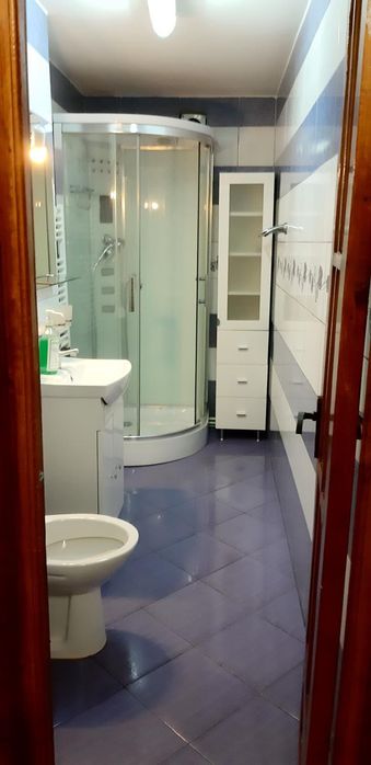 Închiriez apartament 2 camere 54 mp