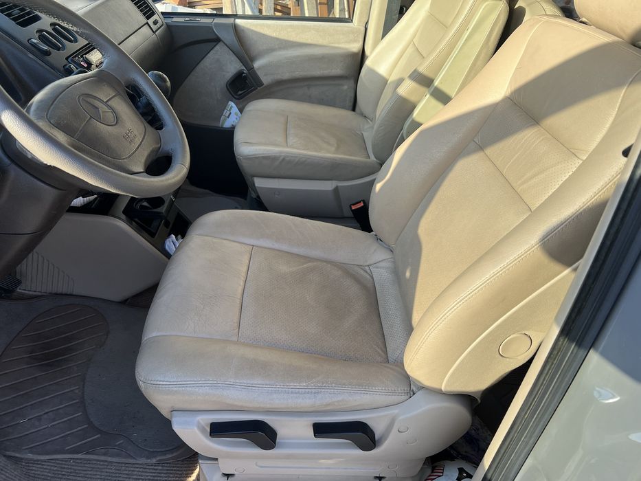 Продавам Mercedes V230