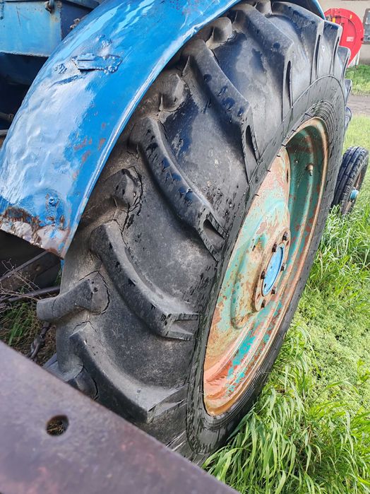 Продам Трактор т40