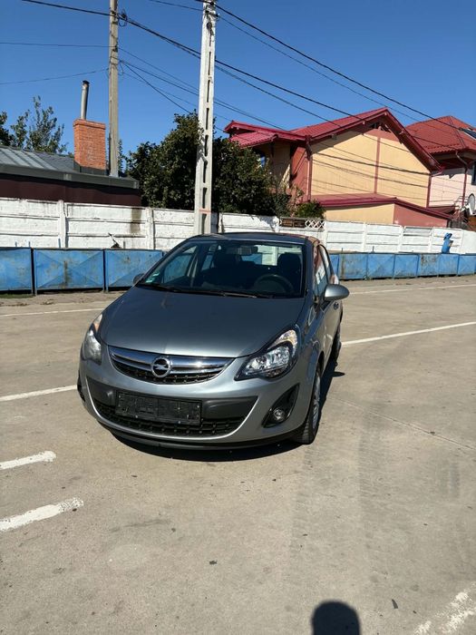 Vând Opel Corsa D