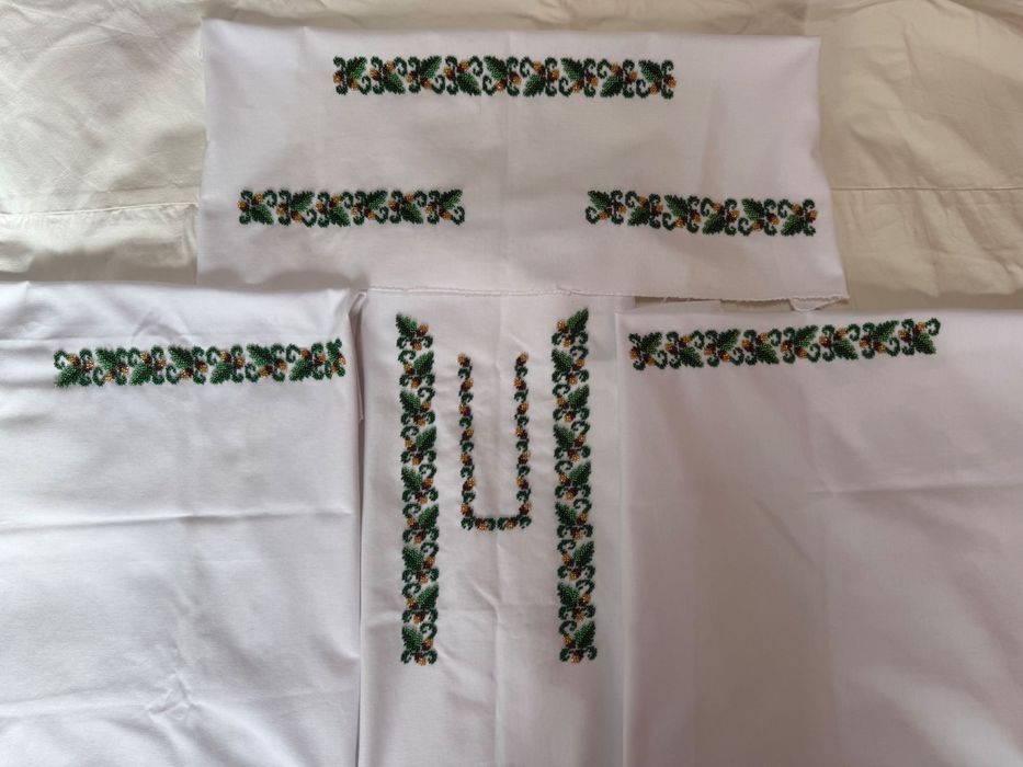 Cămașă copii cusută cu mărgele