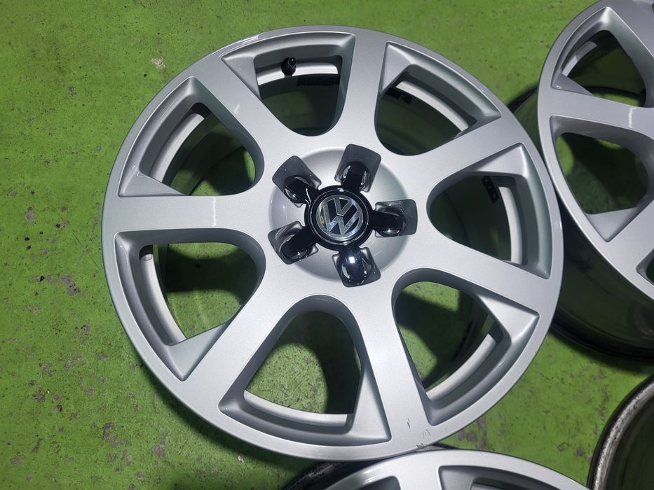 17 5x112 Vw Passat Touran Caddy Golf Tiguan Skoda Audi 5х112