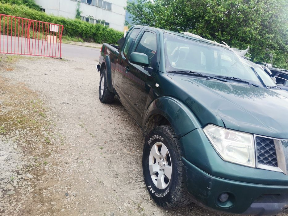 Nissan navara 2.5dci yd25 171кс за части внос Италия