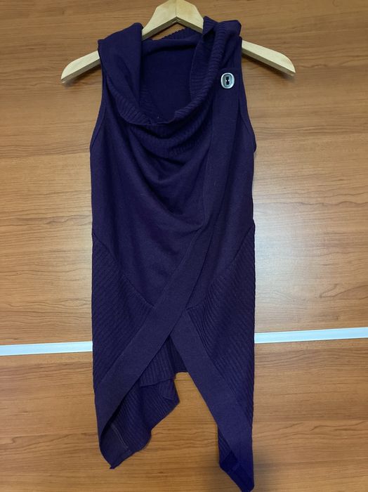 Дамски жилетки и пуловер