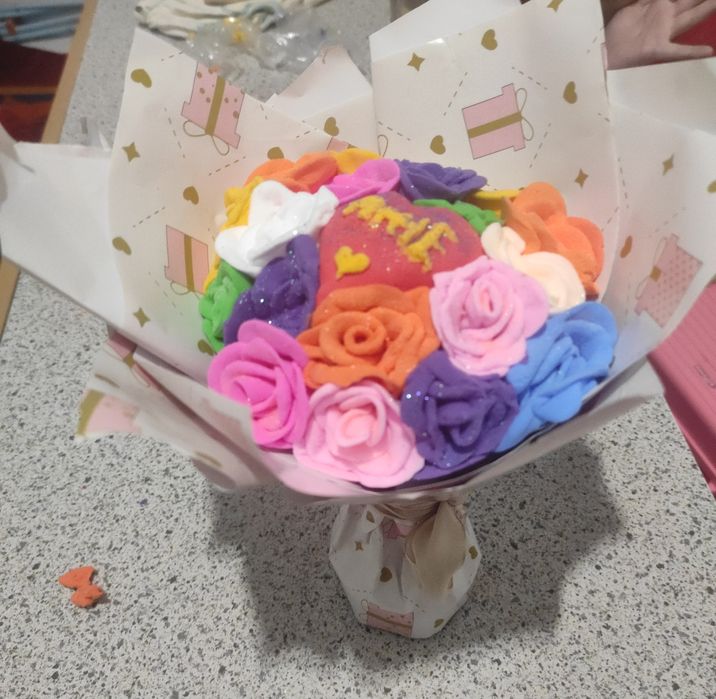 Букет из слайма на 8 Марта