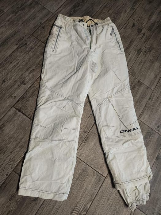 Salopeta ski ,pantaloni zăpadă