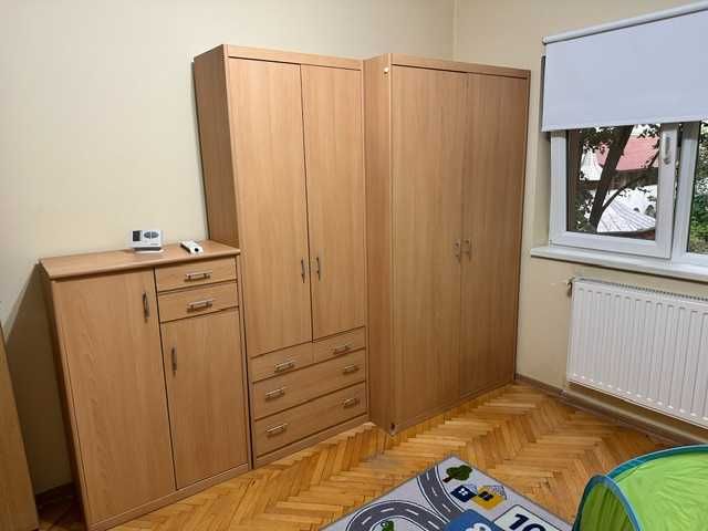 Inchiriez apartament 3 camere