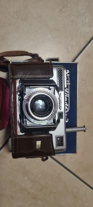 Vand aparate foto de colecție!