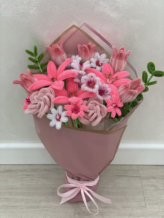 Букет цветов из синельный проволки